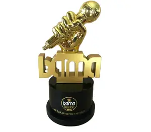 รางวัลดนตรีเรซิ่นคริสตัลชุบทองพร้อมเหรียญโลหะสำหรับงานกานา - Product Image 1