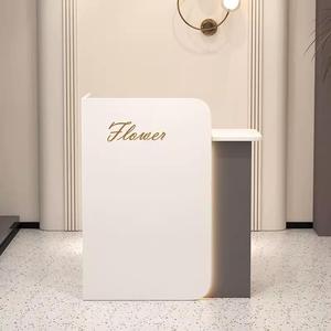 Petit comptoir de bar <span class=keywords><strong>Réception</strong></span> <span class=keywords><strong>Réception</strong></span> Caisse enregistreuse Magasin de vêtements moderne minimaliste Boutique de thé au lait Comptoir de salon de beauté - Product Image 1