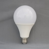 Vente en gros de ampoules en forme de culot E27 B22 à haut rendement, alimentation en courant alternatif de 5W, ampoules LED à bas prix