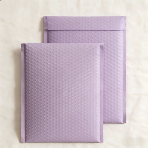Bolsa de Correo Metálica Ecológica Impermeable con Burbujas, Precio al por Mayor, Envío Seguro Express, Grosor de 1 Mil, Tamaño 28X42 - Product Image 1