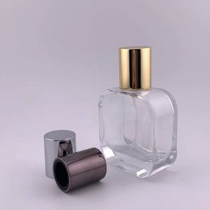 Tappo Rotondo in Lega di Zinco Dorato da 15mm per Profumo, Facile da Applicare, Vendita all'Ingrosso - Product Image 3