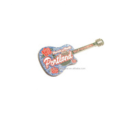Broche personnalisée en métal plaqué or, émaillée, pour festival, carnaval, club d'animaux, logo imprimé UV double face, motif floral