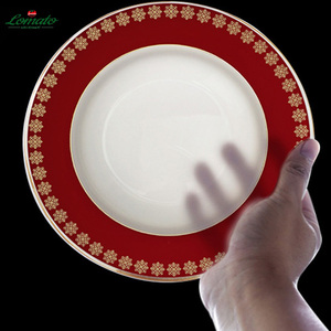 Quantité minimale de commande bas conception personnalisée 6.5 8 10.5 12 pouces <span class=keywords><strong>rouge</strong></span> nouvelle porcelaine petit arbre de Noël en céramique assiettes spéciales vente en gros - Product Image 3