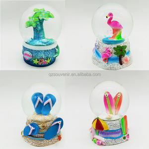 Adorno de Bola de Agua de Cristal con Palmera, Recuerdo Artesanal de Resina Personalizado, Globo de Nieve con Arena, Tema de Playa y Isla, con Delfín - Product Image 5