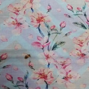 Tela de Algodón 100% Ligera con Diseño Hermoso y Estampado Digital Premium para Confección de Prendas y Vestidos - Product Image 1