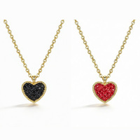 Collier tendance en acier inoxydable avec pendentifs multiples en forme d'étoile et de cœur, plaqué or 18 carats, orné de perles
