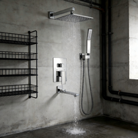 Système de douche dissimulé en laiton chromé à trois fonctions, avec grande buse de pluie carrée et douchette à main rotative pour baignoire