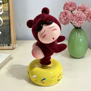 Adorno Creativo de Crayon Shin-chan con Trasero de Durazno, Decoración de Escritorio, Adorno para Coche, Decoración Adorable - Product Image 4