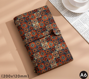 Carnet de voyage personnalisé en cuir PU marron vintage avec boussole en relief, fermeture à sangle, rechargeable, vente en gros - Product Image 2