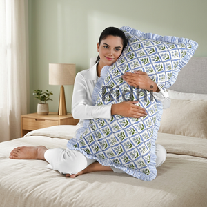 Juego de Fundas de Almohada Lumbares RIDHI 20x36 con Volantes Azules Florales Costeros, Estampado a Mano en Algodón, Personalizables, Removibles y Lavables, Estilo Occidental - Product Image 3