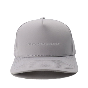 Gorras de Béisbol de Alta Calidad, 100% Poliéster Oxford, Diseño de 5 Paneles, Personalizables, Ajustables, Color Sólido con Puntos - Product Image 1