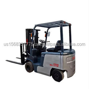 Montacargas Diésel TCM de 2 Toneladas, Usado, Color Blanco, con Motor Isuzu, Diseño de Cilindro Central, Garantía de 1 Año, Mayor Maniobrabilidad en Espacios Reducidos - Product Image 1