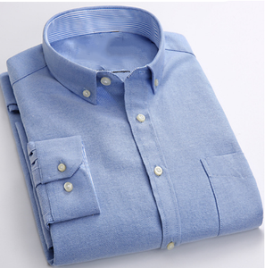 <span class=keywords><strong>Camicia</strong></span> da uomo a maniche lunghe, vestibilità <span class=keywords><strong>regular</strong></span>, tinta unita, in tessuto Oxford. - Product Image 4