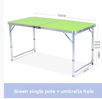 Mini table de camping extérieure pliante en aluminium légère et durable moderne pour les repas dans la cour.