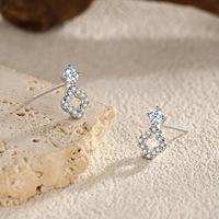Boucles d'oreilles pendantes Mylove personnalisées en zircon fin, argent sterling 925 plaqué rhodium, solitaire CZ ajouré trèfle à quatre feuilles, vente en gros