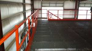 <span class=keywords><strong>Solutions</strong></span> intelligentes de stockage à plusieurs niveaux Plates-formes mezzanines robustes pour garages, ateliers et entrepôts - Product Image 2