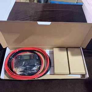 ชุดแผงโซลาร์เซลล์โมโนคริสตัลไลน์100W x 2เครื่องชาร์จแบบพกพาสำหรับเรือยอชท์ RV และค่ายกลางแจ้งโรงงานในประเทศจีนและเวียดนาม - Product Image 3