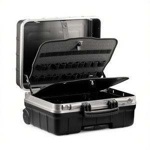 Caja de herramientas con ruedas y organizador para almacenamiento y transporte de herramientas - Product Image 2