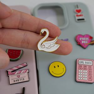 Стильный современный металлический значок с эмалью, милый, с изображением напитков и сердечек, для подарков - Product Image 5