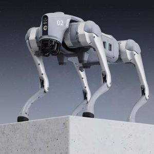 Robot Programable de 4 Patas Unitree Go2 Pro |   Mapeo 3D + Control Remoto 4G para Enseñanza STEM y Tareas Industriales Ligeras - Product Image 3