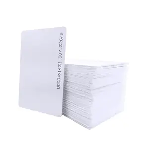طابعة بطاقات الهوية بيضاء سادة من البولي فنيل كلوريد UHF بطاقات RFID للقراءة طويلة المدى قابلة للطباعة