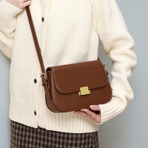 Vente chaude français plissé nuage <span class=keywords><strong>sac</strong></span> polyvalent et à la mode 2024 nouveau <span class=keywords><strong>sac</strong></span> à main en cuir <span class=keywords><strong>sac</strong></span> à bandoulière pour les femmes - Product Image 3