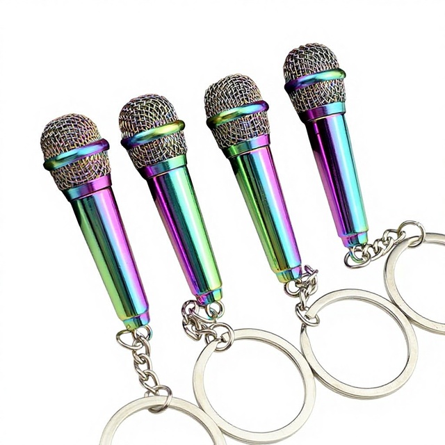 Cross-Border Zinc Alloy Microphone Keychain Mini Simulation Small Actor Souvenir Program Performance Engraved Gift Wholesale