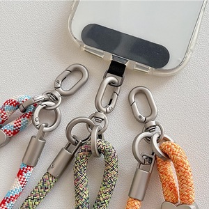Cordón Corto Ajustable de Metal con Forma de Corazón para Colgar el Teléfono Celular, Correa de Muñeca Duradera para Llaves - Product Image 3