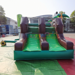 Castillo inflable comercial para niños, tipo chateau, con tobogán y diseño de panda. - Product Image 2