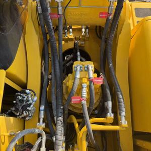 Excavadora de cadenas Komatsu PC360 usada, 36 toneladas, original de Japón, pocas horas de uso, para trabajos pesados en minería y construcción. - Product Image 6