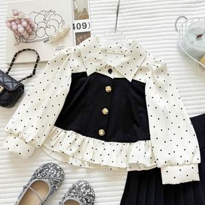 Nouvel ensemble deux pièces élégant pour filles, style français, chemise à pois et jupe plissée, collection Printemps 2026 - Product Image 2