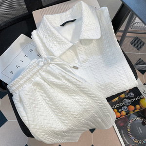 Completi Estivi Eleganti da Donna in Jacquard Bianco <span class=keywords><strong>con</strong></span> Polo Sportiva Casual <span class=keywords><strong>con</strong></span> Cerniera e <span class=keywords><strong>Pantaloncini</strong></span>, Set da 2 Pezzi, Tute da Ginnastica - Product Image 3