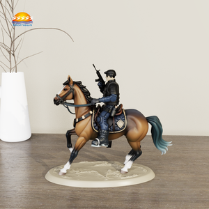 Estatua de oficial de policía montada en resina moderna de alta calidad personalizada, estatuilla de resina hecha a mano al por mayor para decoración de oficina o hogar - Product Image 6