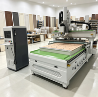 Machine de fraisage CNC ATC 1325/1000 mm de haute précision pour la fabrication de produits en bois - Idéale pour les petites entreprises de menuiserie