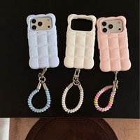 Coque antichoc en gel de silicone 3D style nuage en forme de pâte feuilletée pour iPhone 18 Pro Max et 17 Pro avec poignée portable pour femme