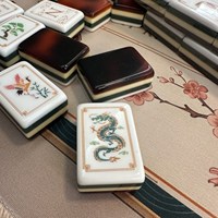 Mahjong en acrylique brillant 4 couches motif écaille de tortue, Mahjong américain « Dynastie Reverie » Art Oriental avec boîte cadeau noire, OEM disponible