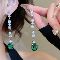 Anting-anting stud geometri zircon berlian imitasi emas zamrud, berlapis emas kuningan, serbaguna, mewah, trendi, perhiasan wanita