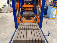 Máquina de fabricación de bloques de hormigón de cemento simple y fácil de operar, procesamiento en línea de producción de ladrillos de pavimentación