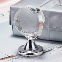 Honneur de cristal verre transparent terre mini globe boule de cristal avec base en métal pour les faveurs de fête de mariage