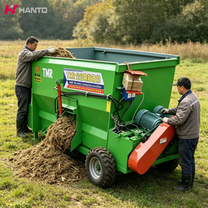 Mélangeur d'aliments intégré avec broyage, concassage et mélange, équipement permettant de réduire les coûts de main-d'œuvre pour les élevages de bovins, ovins et autres animaux d'élevage - Product Image 1