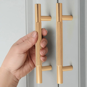 Modern Gold <span class=keywords><strong>Cabinet</strong></span> Door Handle New Design Mobiliário Puxa para Cozinha Armário Quarto Wardrobe Hotéis Armazéns Ajustável - Product Image 4