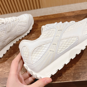 รองเท้าผ้าใบแบบสวมใส่สบาย ระบายอากาศได้ดี มีเชือกผูก ปิดนิ้วเท้า เหมาะสำหรับคู่รัก ใส่ไปเรียนได้ เพิ่มความสูง แฟชั่นอินเทรนด์ เดินสบาย ปี 2025 - Product Image 2