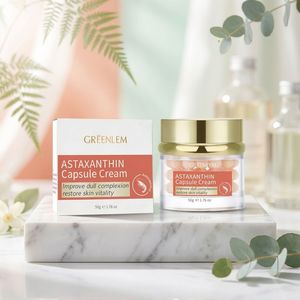 Crème hydratante et anti-imperfections Greenlem à l'astaxanthine pour tous types de peaux, marque privée - Product Image 1