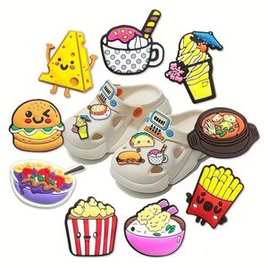 Breloques de <span class=keywords><strong>chaussures</strong></span> populaires à bas <span class=keywords><strong>prix</strong></span>, breloques de sabots en PVC souple Juneteenth, breloques de <span class=keywords><strong>chaussures</strong></span> amusantes avec logo - Product Image 1