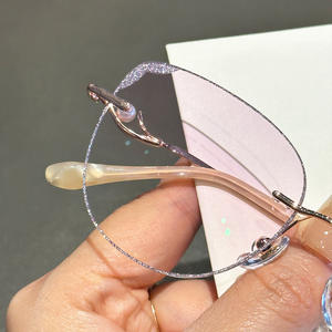 0630-B <span class=keywords><strong>Monture</strong></span> de lunettes anti-lumière bleue avec <span class=keywords><strong>lunette</strong></span> incrustée de diamants <span class=keywords><strong>Monture</strong></span> de lunettes sans <span class=keywords><strong>monture</strong></span> en métal pour femmes et hommes - Product Image 2