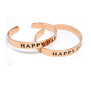 2024 Hollow Thick Gold Color Geometric Triangle Cuff Bracelet Gift for Boyfriend Cuff Geometric Jewelry Lacquer Coating Jewelry - Product Image 2