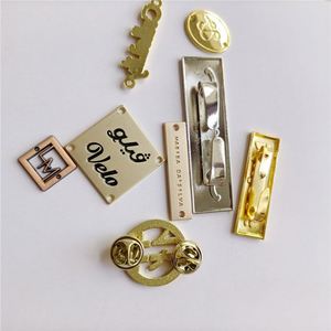 Etiqueta Metálica con Logotipo Personalizado, Placa con Orificio para Coser de Alta Calidad para Ropa y Zapatos, Etiquetas Metálicas Hechas a Medida para Prendas - Product Image 3