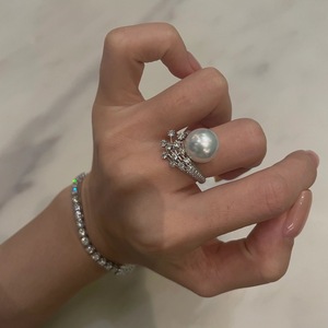 Anillo de Plata de Ley S925 con Perla Blanca Australiana y Diamante Tallado, Joyería Ligera de Alta Gama con Diseño de Cielo Estrellado Deslumbrante - Product Image 2