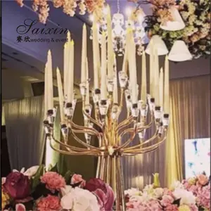 ZT-440 vente Chaude décoration de table de mariage 25 bras grand or candélabres en métal
