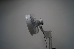 18" <b>Mist</b> Electric Wall <b>Fan</b> Metal Vietnam Wall Control Box Black/Silver/White for Commercial/Industrial Use GAPIDF020 (KTW-1845) - Product Image 4